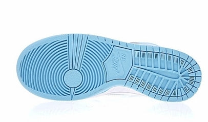 Les baskets Nike SB Dunk allient un style emblématique à un confort supérieur. Leur design légendaire et leurs matériaux de haute qualité. Pas cher.le moins cher .