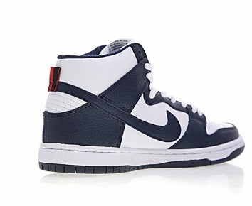 Les baskets Nike SB Dunk allient un style emblématique à un confort supérieur. Leur design légendaire et leurs matériaux de haute qualité. Pas cher.le moins cher .