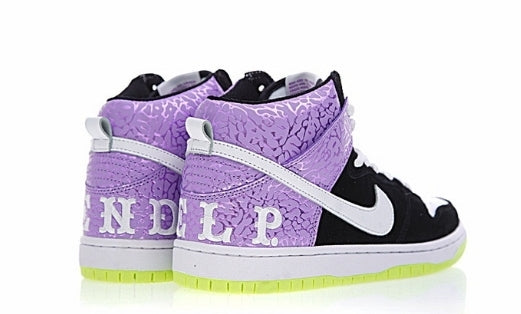 Les baskets Nike SB Dunk allient un style emblématique à un confort supérieur. Leur design légendaire et leurs matériaux de haute qualité. Pas cher.le moins cher .