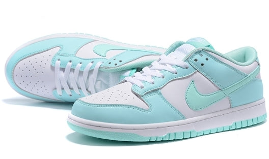 les baskets Nike SB Dunk femme Low sont un témoignage de l'engagement de Nike à combiner style et innovation.