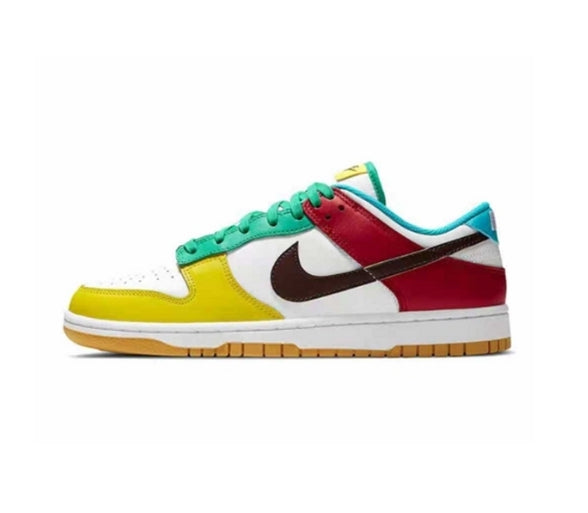 les baskets Nike SB Dunk femme Low sont un témoignage de l'engagement de Nike à combiner style et innovation.