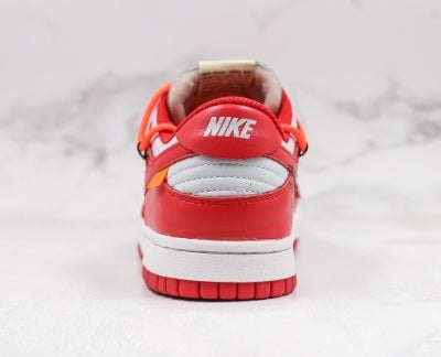 les baskets Nike SB Dunk femme Low sont un témoignage de l'engagement de Nike à combiner style et innovation.