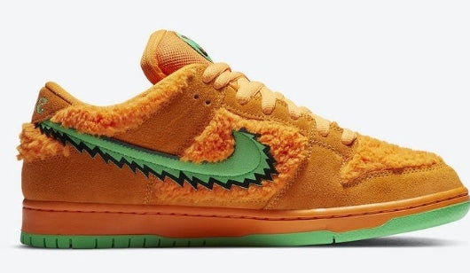 les baskets Nike SB Dunk femme Low sont un témoignage de l'engagement de Nike à combiner style et innovation.