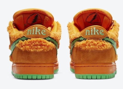 les baskets Nike SB Dunk femme Low sont un témoignage de l'engagement de Nike à combiner style et innovation.