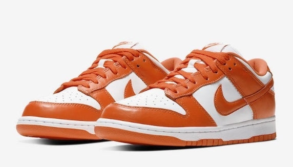 Baskets Nike SB Dunk femme Low SP Orange Blaze (Syracuse)