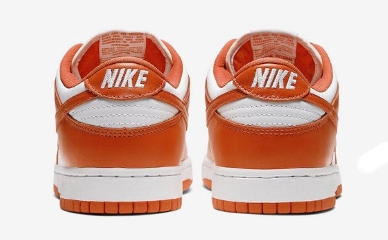 Baskets Nike SB Dunk femme Low SP Orange Blaze (Syracuse)