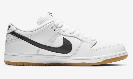 les baskets Nike SB Dunk femme Low sont un témoignage de l'engagement de Nike à combiner style et innovation.