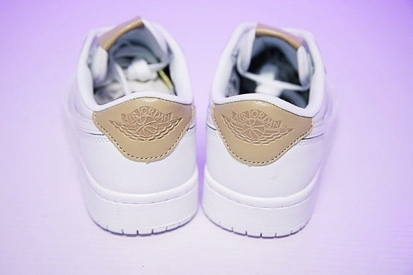 les baskets Nike SB Dunk femme Low sont un témoignage de l'engagement de Nike à combiner style et innovation.
