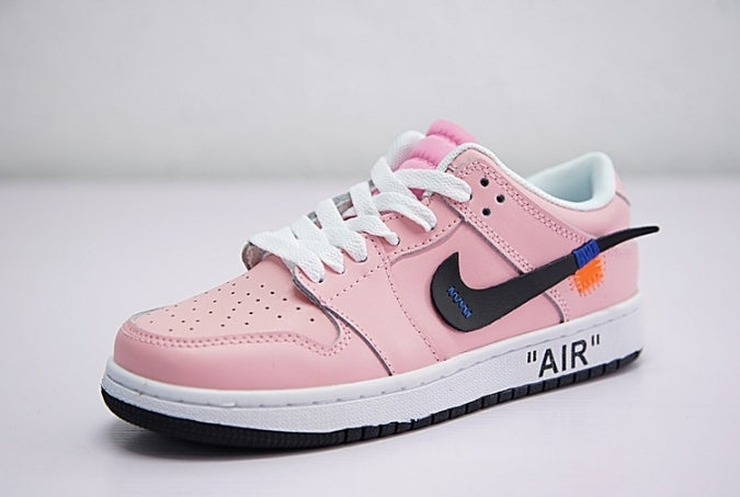 les baskets Nike SB Dunk femme Low sont un témoignage de l'engagement de Nike à combiner style et innovation.