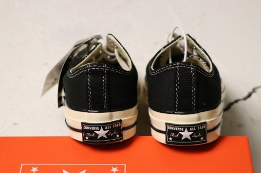 Les baskets Converse Femme se distinguent par leur design iconique et leur esthétique vintage. exceptionnel les couleurs de l'Amérique