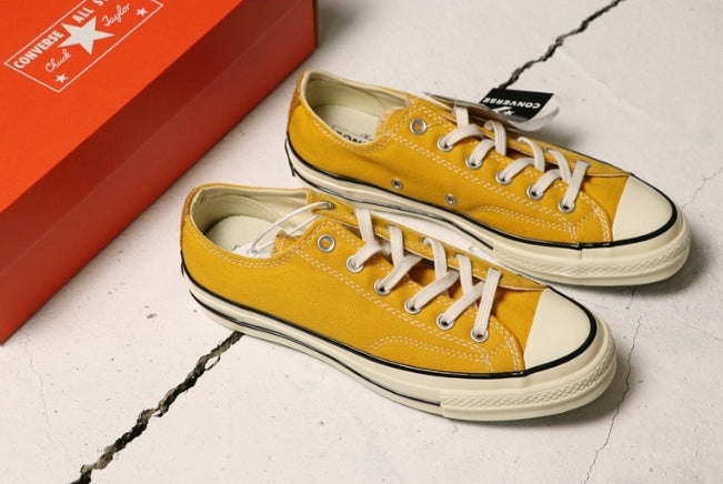 Les baskets Converse Femme se distinguent par leur design iconique et leur esthétique vintage. exceptionnel les couleurs de l'Amérique