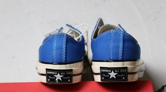 Les baskets Converse Femme se distinguent par leur design iconique et leur esthétique vintage. exceptionnel les couleurs de l'Amérique