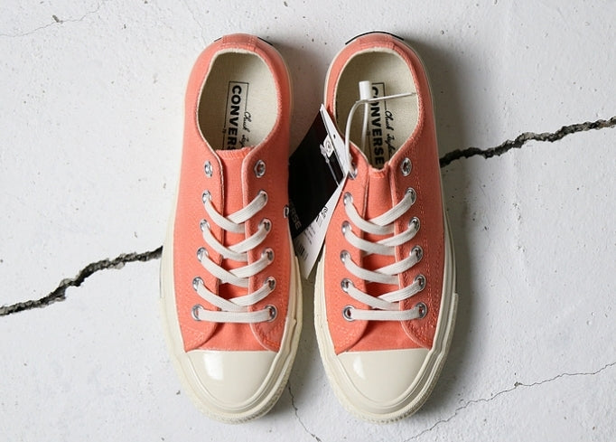Les baskets Converse Femme se distinguent par leur design iconique et leur esthétique vintage. exceptionnel les couleurs de l'Amérique