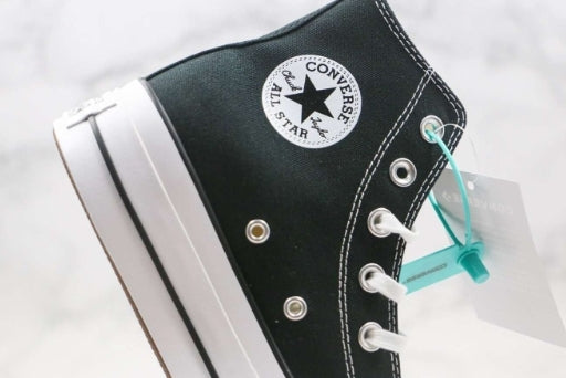 Les baskets Converse Femme se distinguent par leur design iconique et leur esthétique vintage. exceptionnel les couleurs de l'Amérique