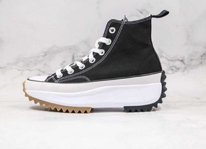 Les baskets Converse Femme se distinguent par leur design iconique et leur esthétique vintage. exceptionnel les couleurs de l'Amérique