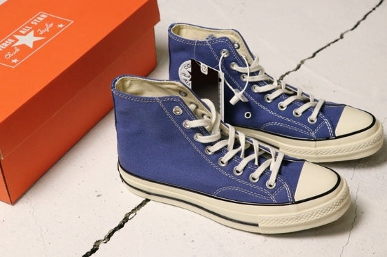 Les baskets Converse Femme se distinguent par leur design iconique et leur esthétique vintage. exceptionnel les couleurs de l'Amérique