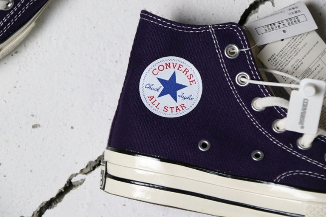 Les baskets Converse Femme offrent un style emblématique et une performance exceptionnelle.
De plus, leur design distinctif