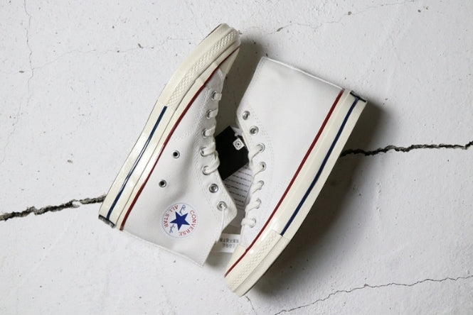 Les baskets Converse Femme se distinguent par leur design iconique et leur esthétique vintage. exceptionnel les couleurs de l'Amérique