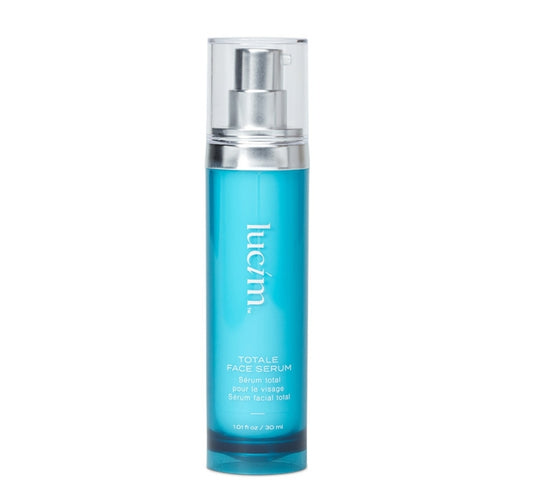 La gamme Lucim Ariix est conçue pour offrir des soins esthétiques haut de gamme qui répondent aux besoins spécifiques de votre peau, tout en révélant son éclat naturel.