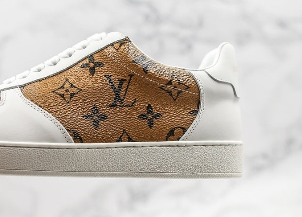 Les sneakers Louis Vuitton Low Femme représentent l’équilibre parfait entre l’élégance emblématique et l’innovation stylistique.