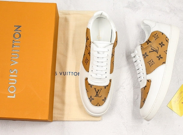 Les sneakers Louis Vuitton Low Femme représentent l’équilibre parfait entre l’élégance emblématique et l’innovation stylistique.