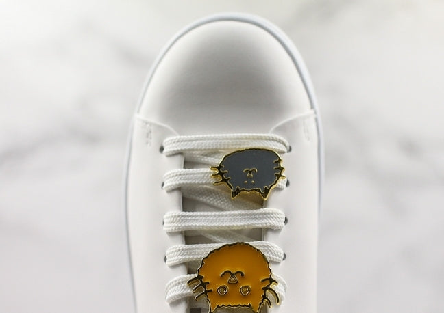 Les sneakers Louis Vuitton Low Femme représentent l’équilibre parfait entre l’élégance emblématique et l’innovation stylistique.