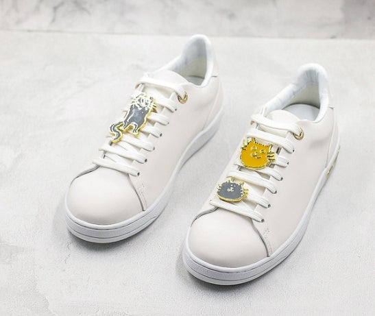 Les sneakers Louis Vuitton Low Femme représentent l’équilibre parfait entre l’élégance emblématique et l’innovation stylistique.