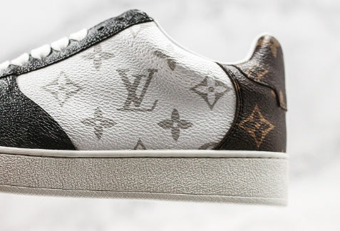 Les sneakers Louis Vuitton Low Femme représentent l’équilibre parfait entre l’élégance emblématique et l’innovation stylistique.