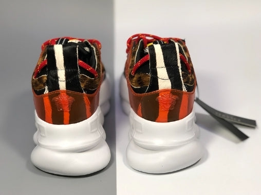 les sneakers Versace Femme sont un témoignage de l'engagement de Versace à combiner style et extravagance. Exceptionnel