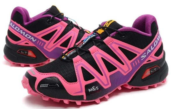 Les baskets Salomon Speed Cross III 1 Femme sont un témoignage de l'engagement de Salomon à combiner style et innovation.