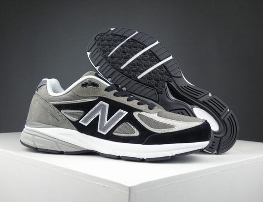 Les baskets New Balance Femme se démarquent par leur esthétique moderne et intemporelle, ainsi que par leur héritage sportif emblématique.