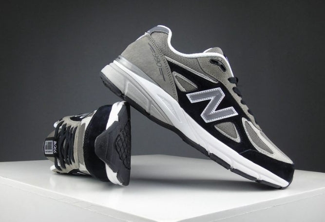 Les baskets New Balance Femme se démarquent par leur esthétique moderne et intemporelle, ainsi que par leur héritage sportif emblématique.