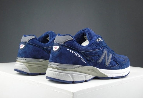 Les baskets New Balance Femme se démarquent par leur esthétique moderne et intemporelle, ainsi que par leur héritage sportif emblématique.