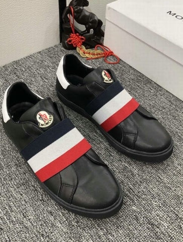 les sneakers Moncler Low Femme sont un témoignage de l'engagement de Moncler à combiner style et performance. Exceptionnel