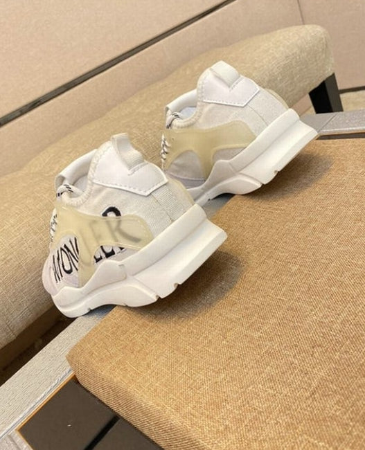 les chaussures Moncler Low Femme sont un témoignage de l'engagement de Moncler à combiner style et performance.
