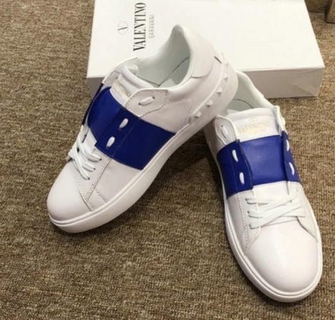 les chaussures Valentino Low Femme sont un témoignage de l'engagement de Valentino à combiner style et sophistication.