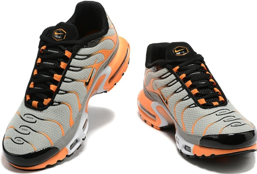 baskets Nike Air Max Plus Grey Orange