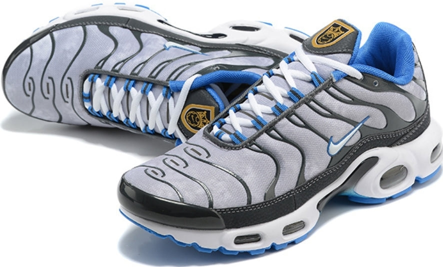 baskets Nike Air Max Plus SE Social FC