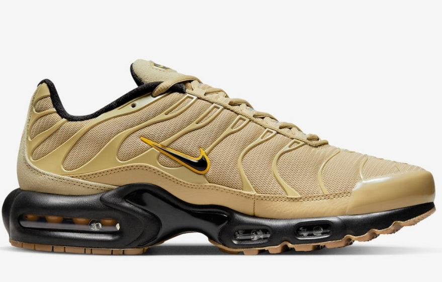 baskets Nike Air Max Plus tn Gold Black Gum