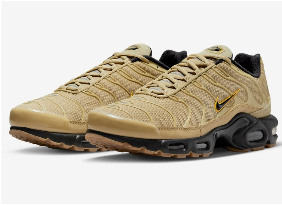 baskets Nike Air Max Plus tn Gold Black Gum