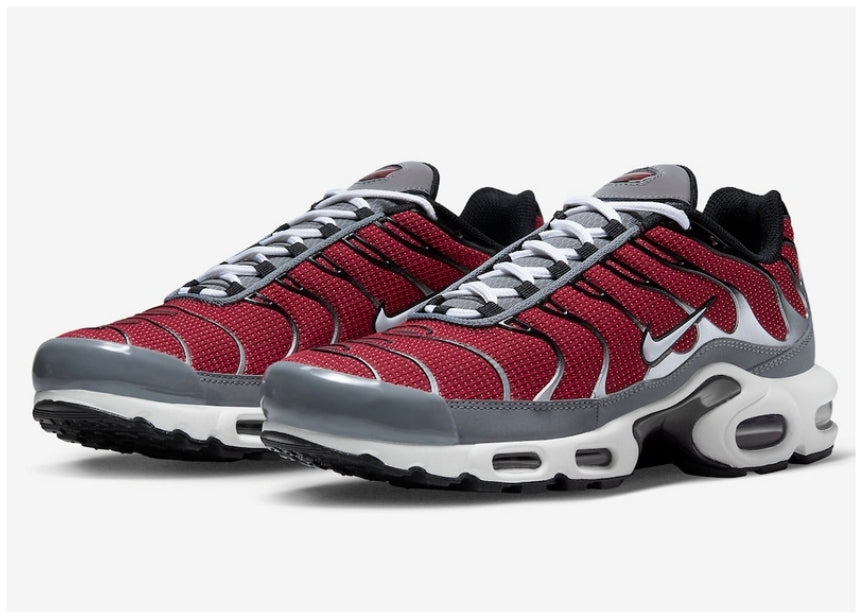 baskets Nike Air Max Plus tn Red Grey