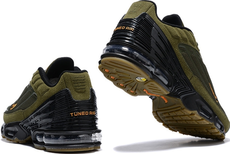 baskets Nike Air Max Plus 3Olive