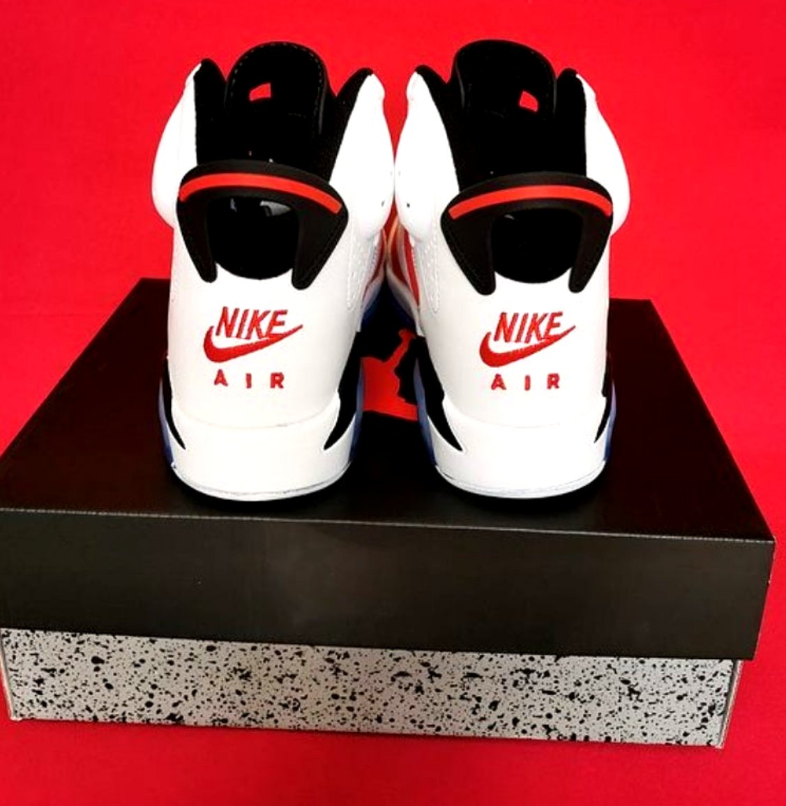 Les baskets Air Jordan 6 offrent un style emblématique  performance remarquable.
design distinctif matériaux. Baskets pas Cher. Le moins cher.