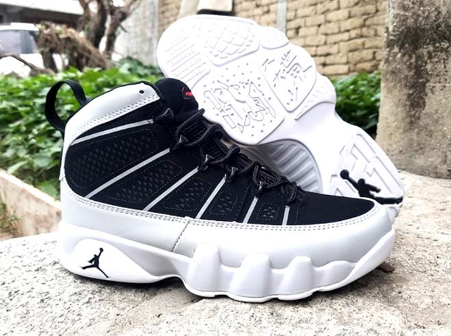 Les baskets Air Jordan 9 offrent un style distinctif et une performance exceptionnelle.
,design unique et exceptionnel.pas cher.le moins cher.