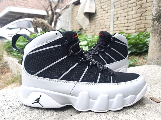Les baskets Air Jordan 9 offrent un style distinctif et une performance exceptionnelle.
,design unique et exceptionnel.pas cher.le moins cher.