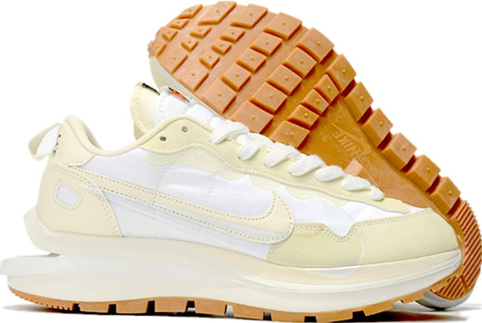 Les Baskets Nike LDWaffle x Sacai combinent style audacieux et innovation. Leur design surdimensionnées . Pas cher. Le moins cher.