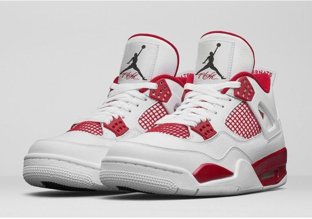 Les baskets Air Jordan 4 offrent un style iconique et une performance remarquable.
leur design distinctif pas cher. le moin cher.