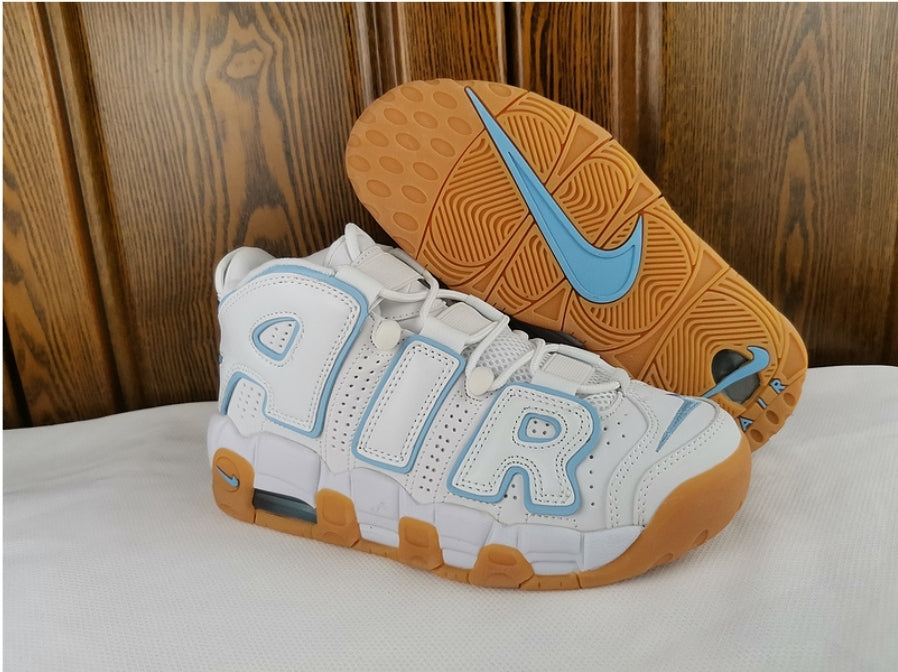 Les baskets Nike Air Uptempo combinent style audacieux et innovation. Leur design emblématique et leurs lettres surdimensionnées . Pas cher. Le moins cher.