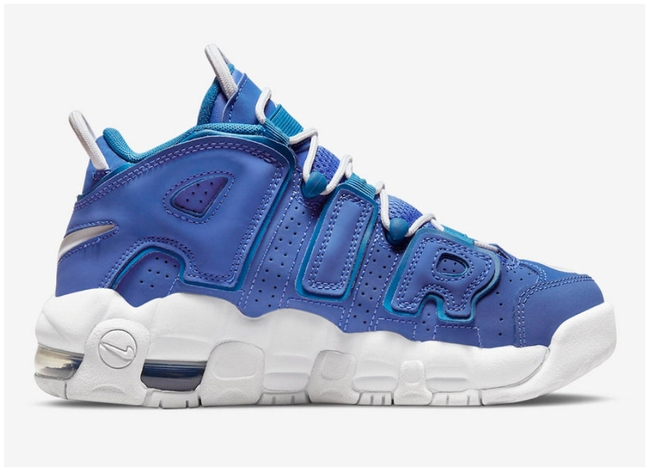 Les baskets Nike Air Uptempo combinent style audacieux et innovation. Leur design emblématique et leurs lettres surdimensionnées . Pas cher. Le moins cher.