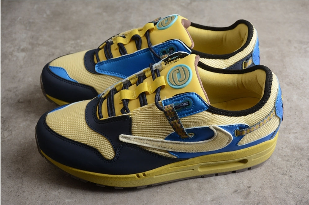 Les baskets Nike Air Max 1 sont iconiques pour leur style emblématique.retro incontournable pas cher. Le moins cher.exceptionnel
